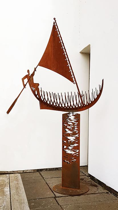 Sailing Pedestal sculpture Marco Käller