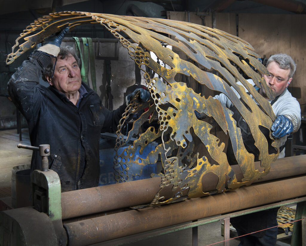 DCS_0899.tif walsen van cortonstaal sculptuur